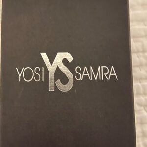 Super cute Yosi Samoa black ballet flats